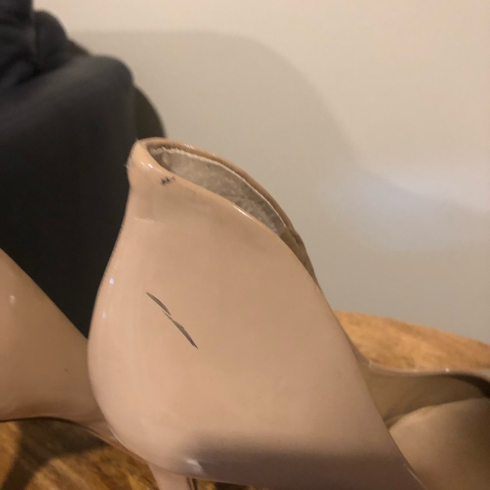 Shoes - Picture 4 of 4